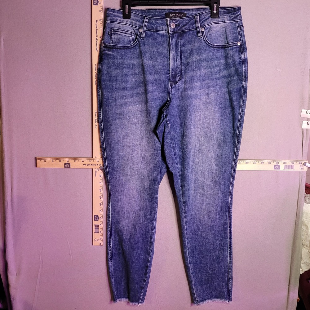 Judy Blue Skinny Fit Raw Hem High Rise Jeans Medium Wash JB88990 MD Size 16W
